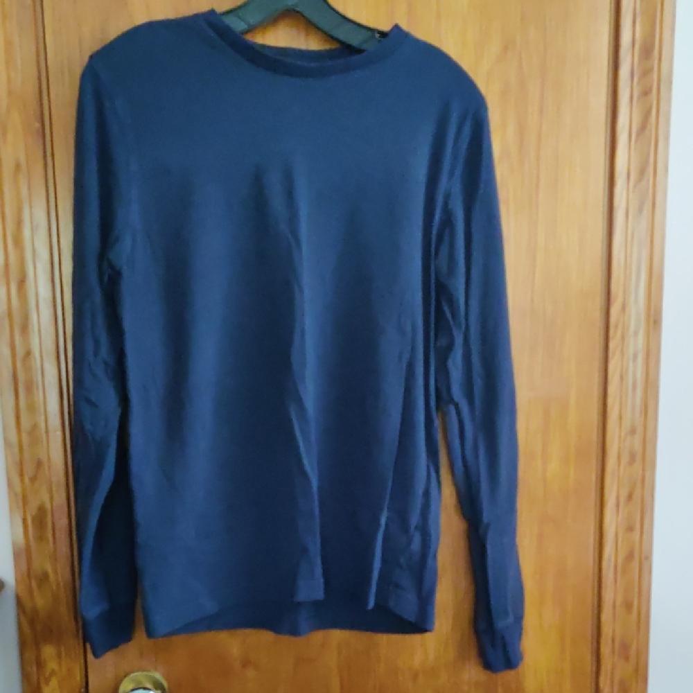 Two Men's Long Sleeve Tee's